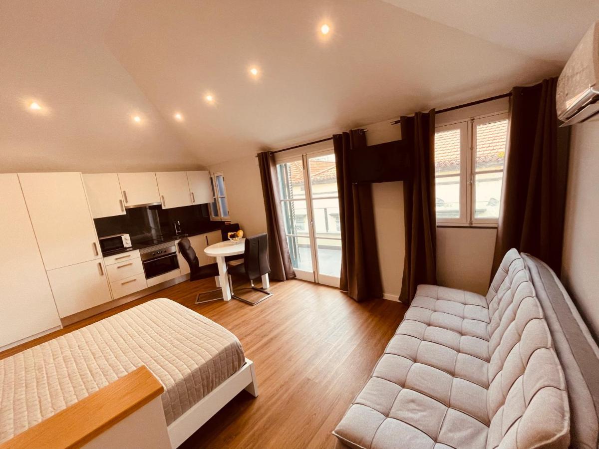 Living Funchal Apartments מראה חיצוני תמונה